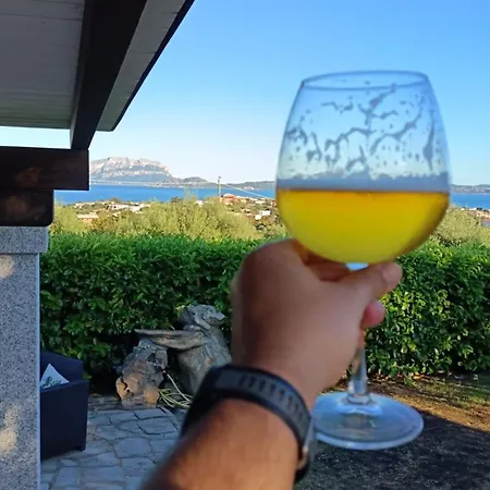 Prázdninový dům Bellavista Vacation Stunning Tavolara Sea View Terrace Olbia